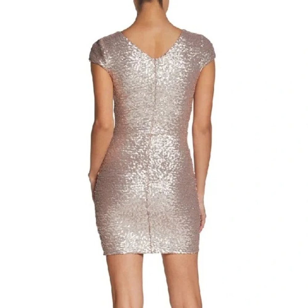 NWT Dress the Population Zoe /Bree Sequin Bodycon Cap Sleeve V Neck Mini Dress M - Picture 2 of 9